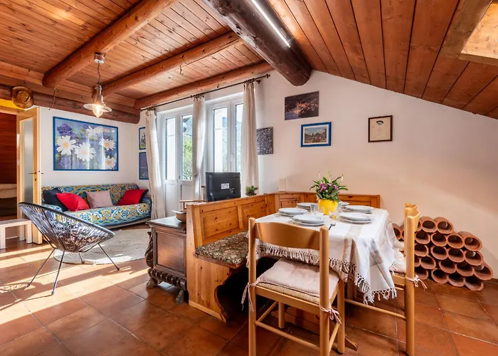 Ciliegio By Interhome * ميرجوزو